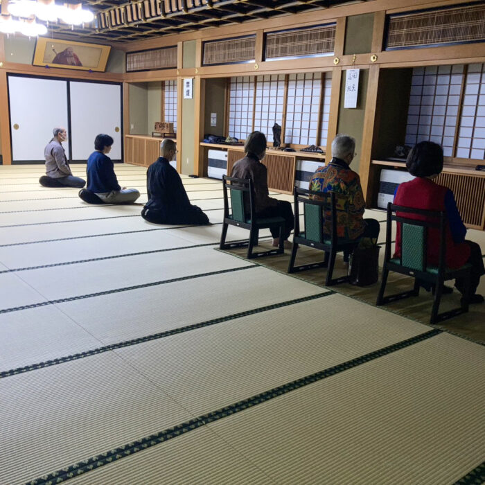 月例坐禅会 (中央院 苫小牧)